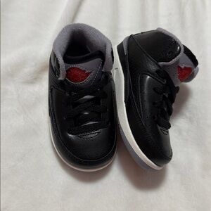 NWT Nike Toddler Jordan 2 Retro Sneakers